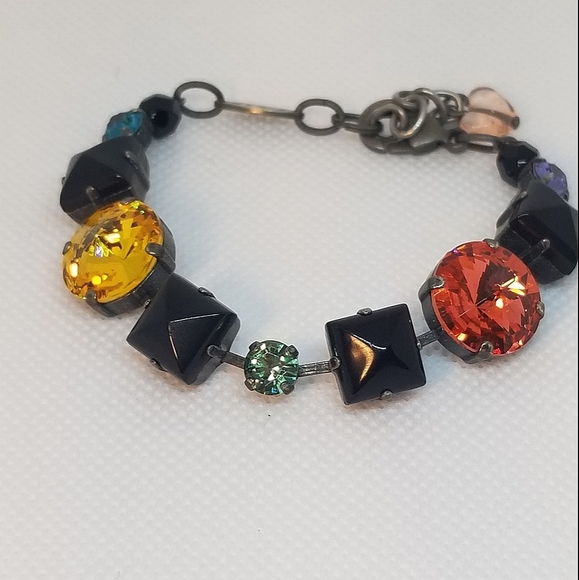 Sabika Jewelry - Sabika Flirty Black Multistone Bracelet